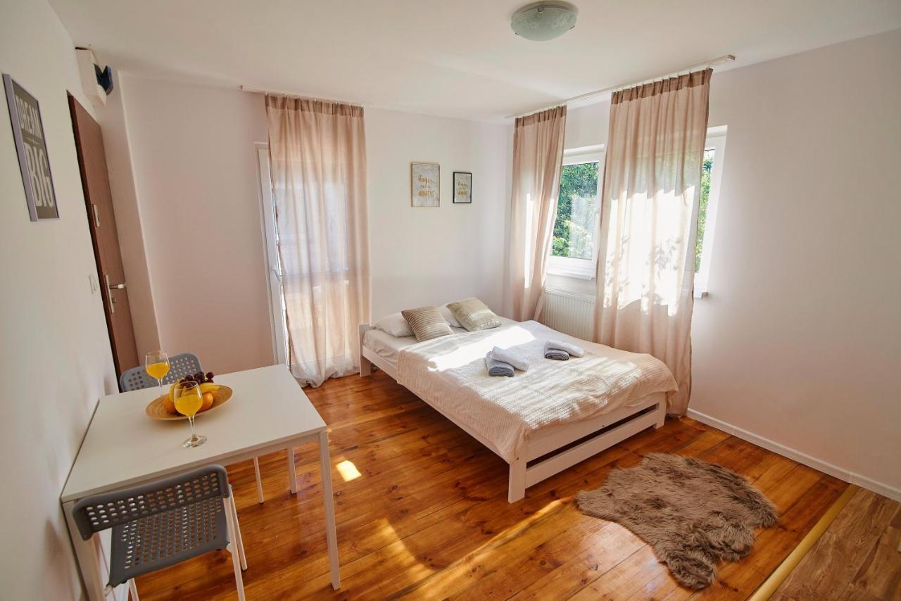 Regem Apartments Plonska Varsó Kültér fotó
